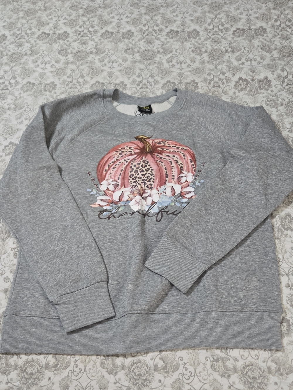 Athletic Works Gray Crewneck Sweater with Pink Pumpkin Graphic